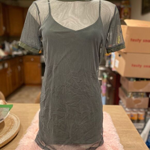 Olive green laced dress - Picture 2 of 6